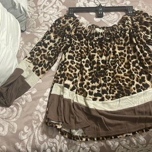 Leopard shirt size large off the shoulders very soft material